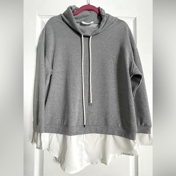 Pat Pat - Grey funnel neck top / size med - Picture 1 of 4